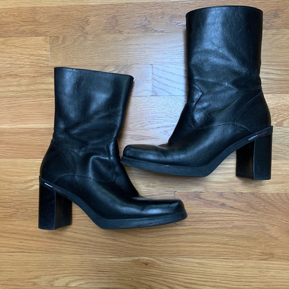 Women’s Tommy Hilfiger boots